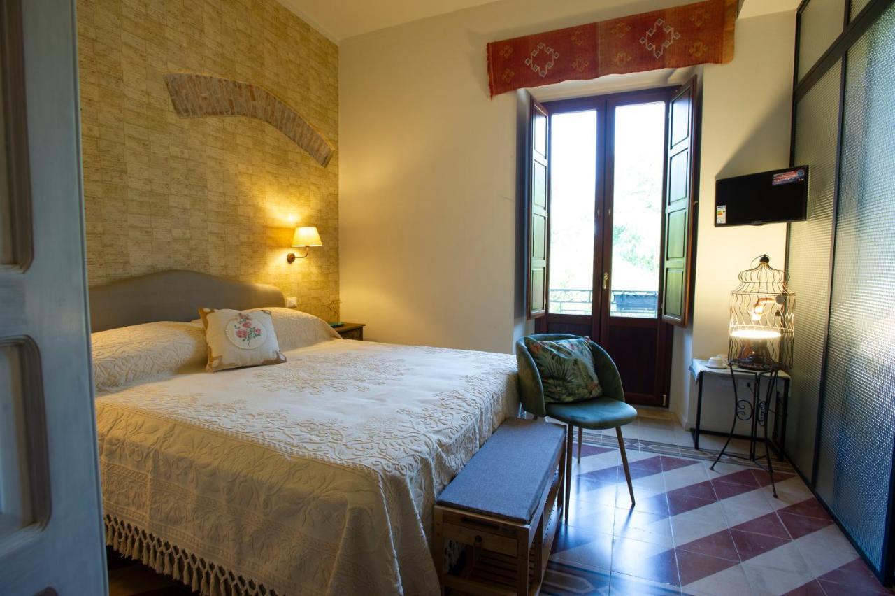 Bed and Breakfast Palazzo Scura Vaccarizzo Albanese Экстерьер фото